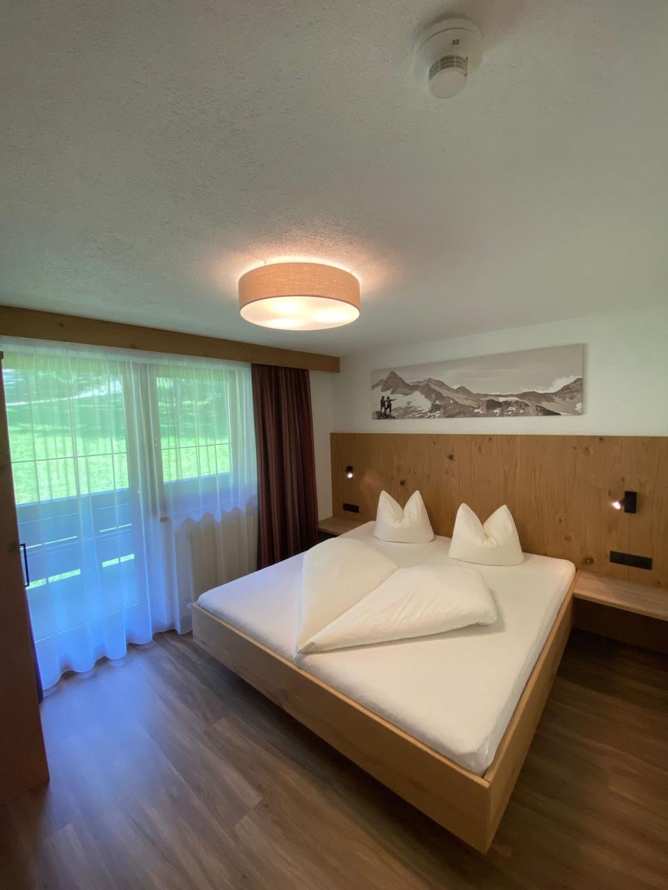 schlafzimmer-3a-neu-07-2023