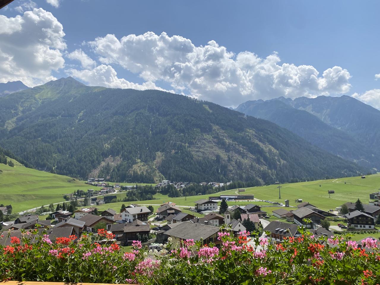 blick-grossdorf