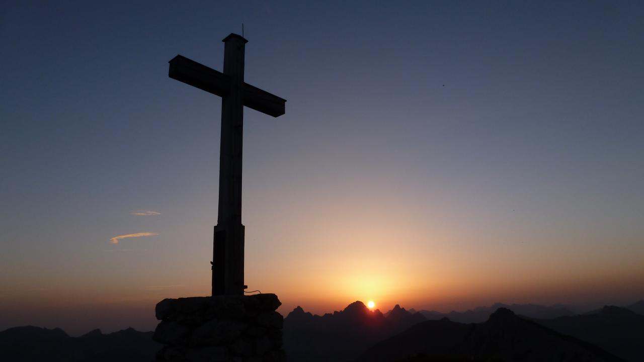 sonnenaufgang-von-der-sulzspitze-3