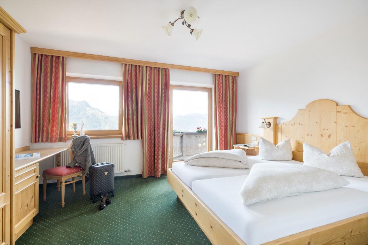 web-c-ungerank-0k8a5504-kopienieder