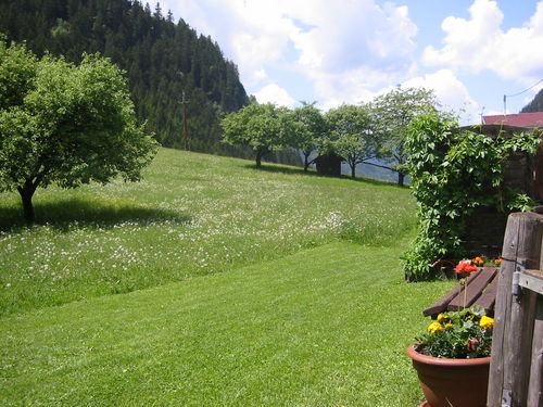 image004