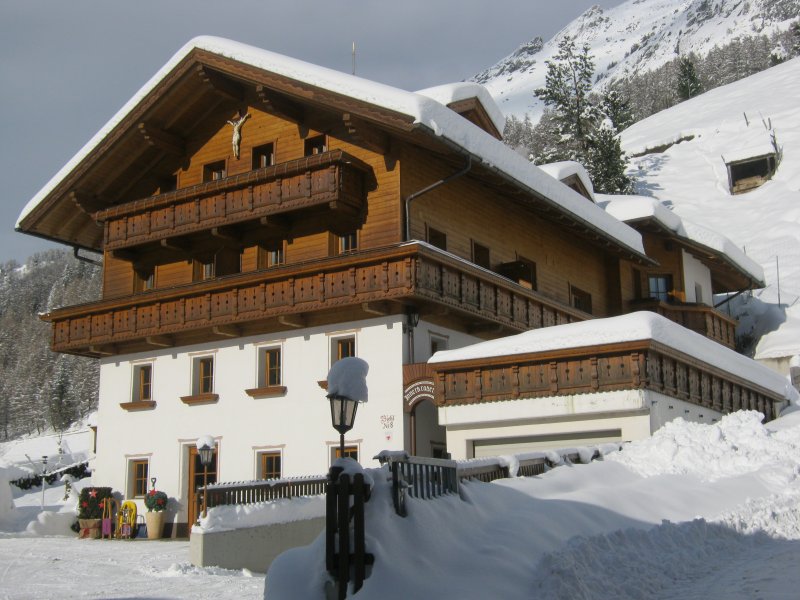 innerkratzerhof-praegraten-winter