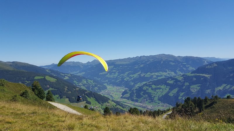 das-zillertal-aus-der-luft