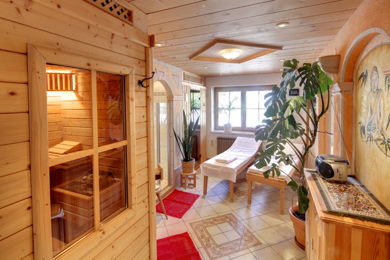 seebach-sauna1hdr