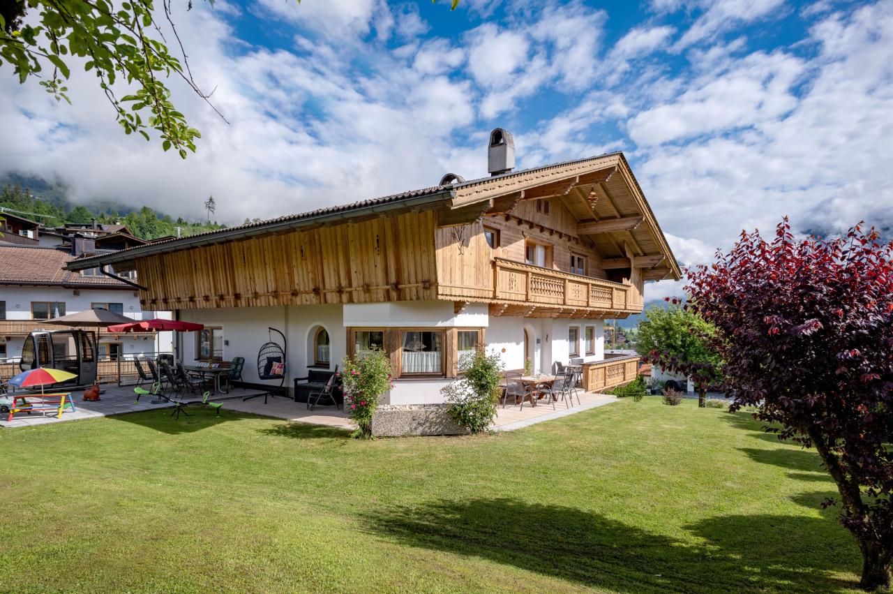 landhaus-maria-nagerlgasse-15-fuegen-haus-aussen