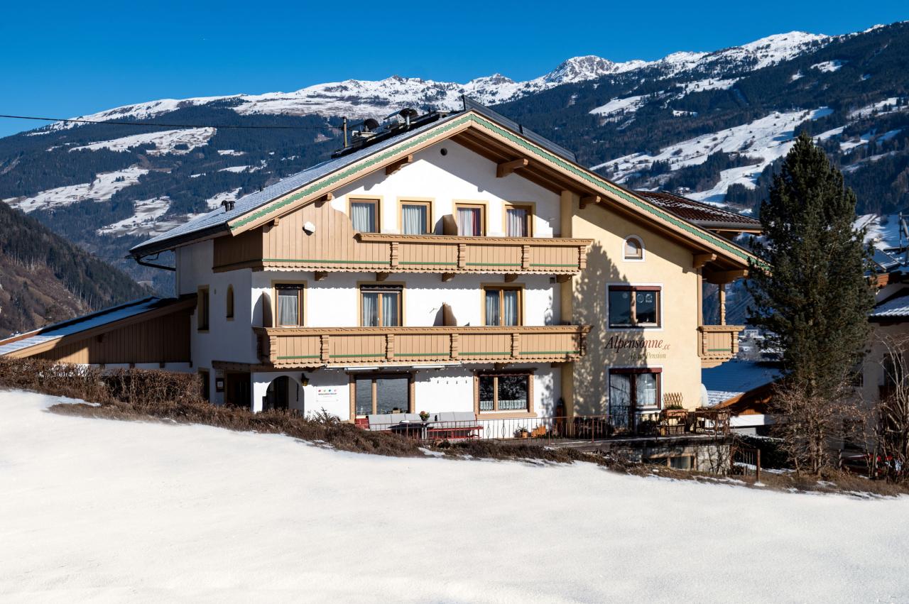 haus-alpensonne-zellbergeben-89-zellberg-01-2026-haus-aussen