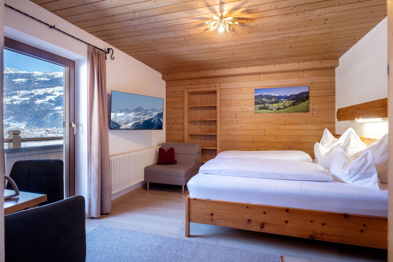 haus-alpensonne-zellbergeben-89-zellberg-01-2026-zimmer-dorfblick-2