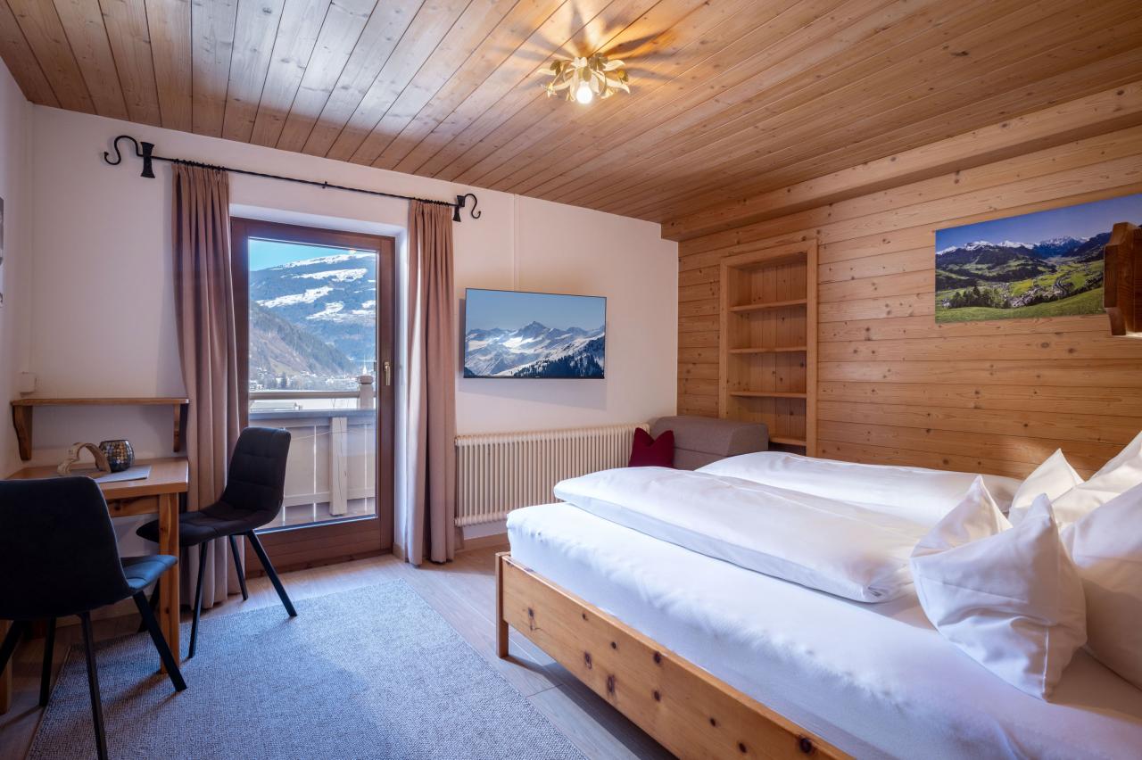 haus-alpensonne-zellbergeben-89-zellberg-01-2026-zimmer-dorfblick