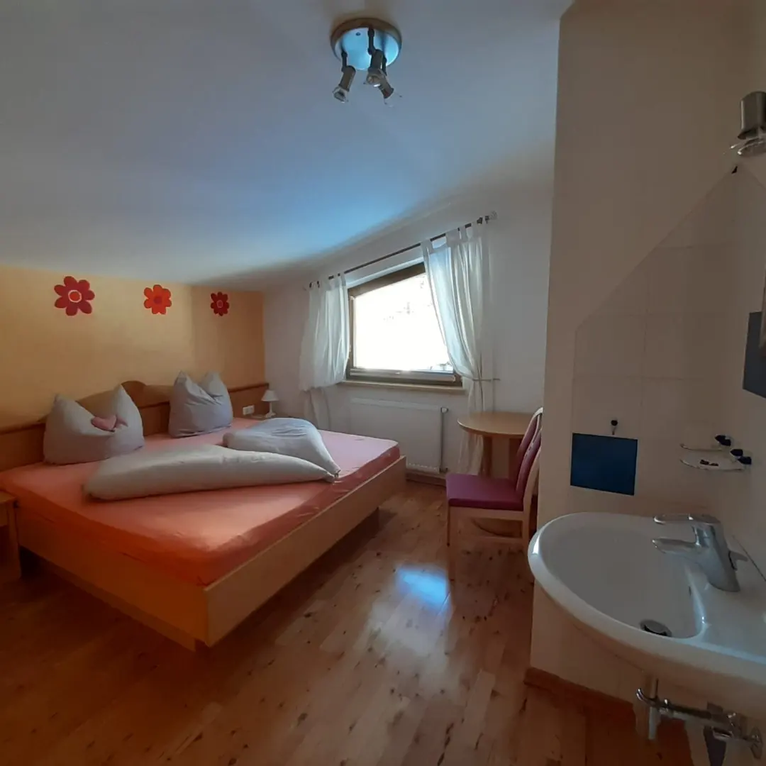 img-20220204-200027-251