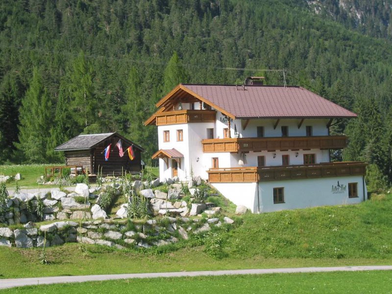 adlerhof-leutasch-sommer-steingarten