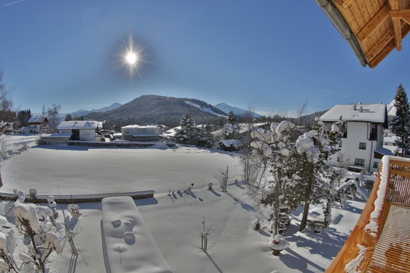 panorama-aussicht-harmonie-alpengruss-in-seefeld-tirol