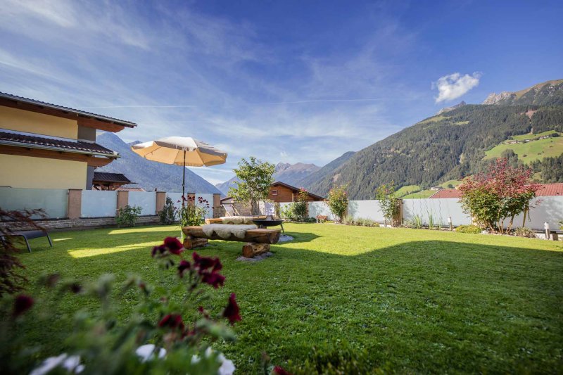 3-hitchcock-apartment-stubai-grillplatz