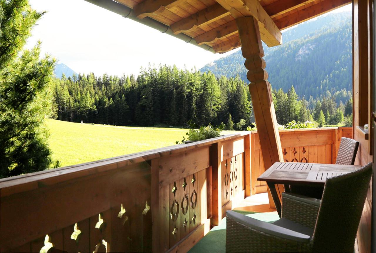 balkon-mit-aussicht-haus-schoberblick-kals-am-grossglockner