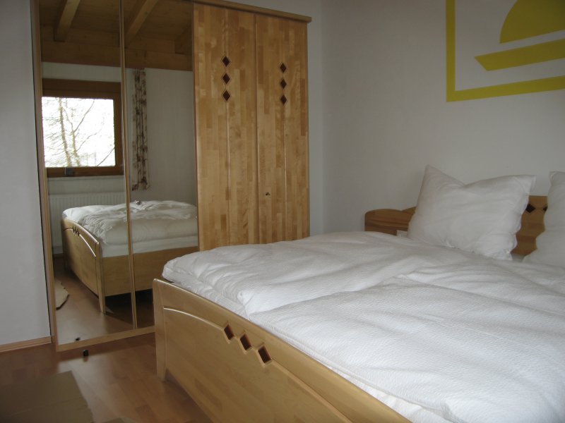 35-schlafzimmer-eg-01