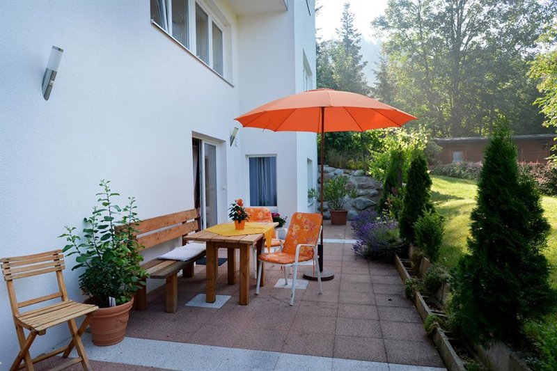 008-scheffau-am-wilden-kaiser-ferienwohnung-bichler-karin-terrasse