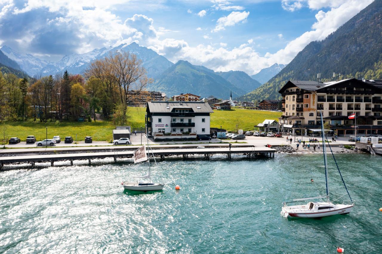 appartement-am-achensee-seepromenade-11-pertisau-05-2023-haus-aussen-drohne-5