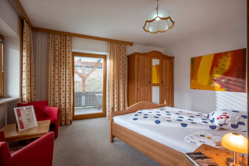 appartement-bergblick-oberfeld-12-scheffau-12-2019-schlafzimmer