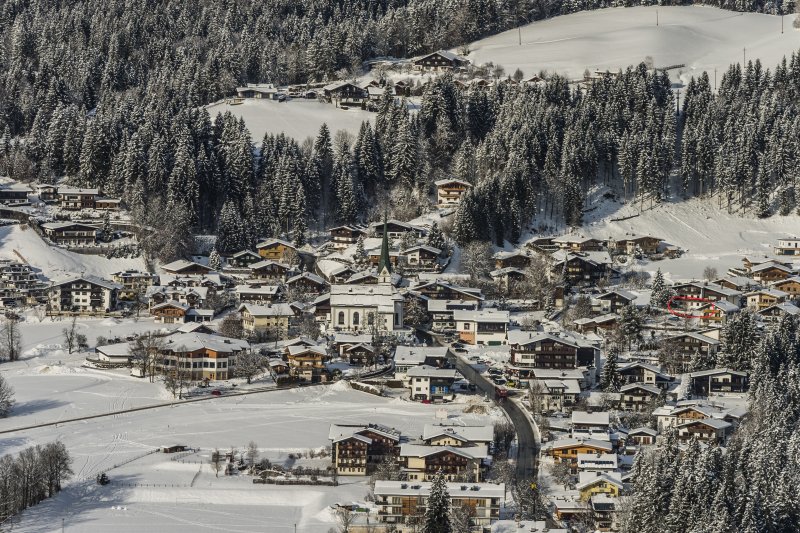 ortsansicht-luftaufnahme-winter-scheffau-foto-von-felbert-reiter-1-danielreiterpetervonfelbert