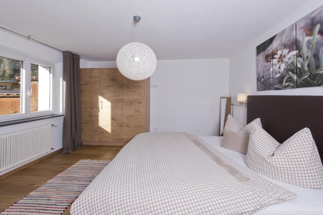 apartments-raich-web-72dpi-054