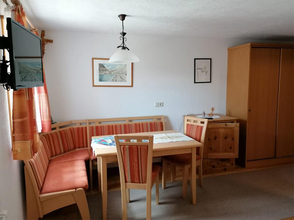 2-pahlhof-zimmer-03-2