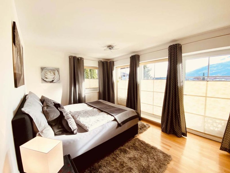 apart-schiestl-master-bedroom-01-c-sabrivity