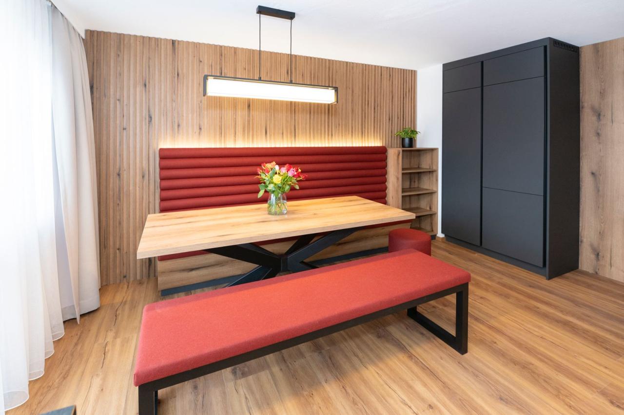 4db7a200-3532-4d53-9e64-db398d6e84c2