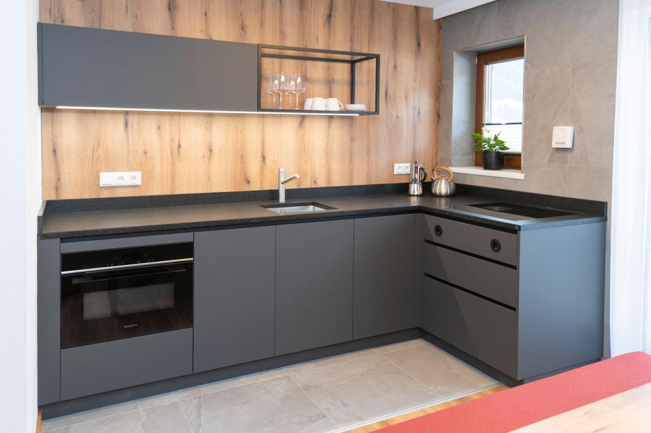 ccbf2213-9c41-4169-875e-c32b69f3b943