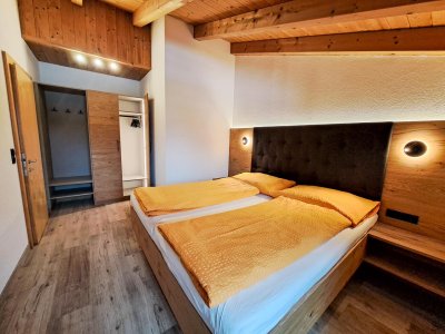 room_image.jpg