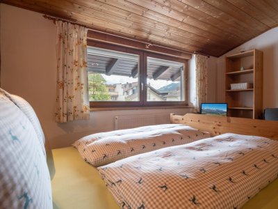 room_image.jpg