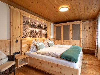 room_image.jpg