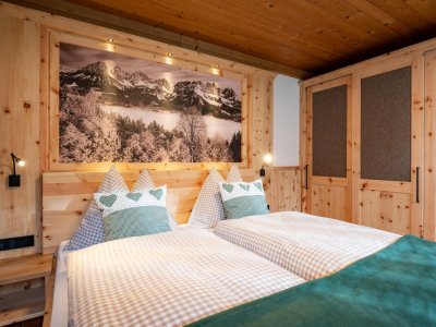 room_image.jpg