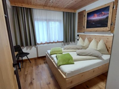 room_image.jpg