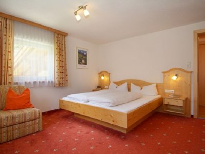 room_image.jpg