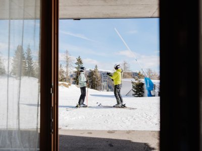 room_image.jpg